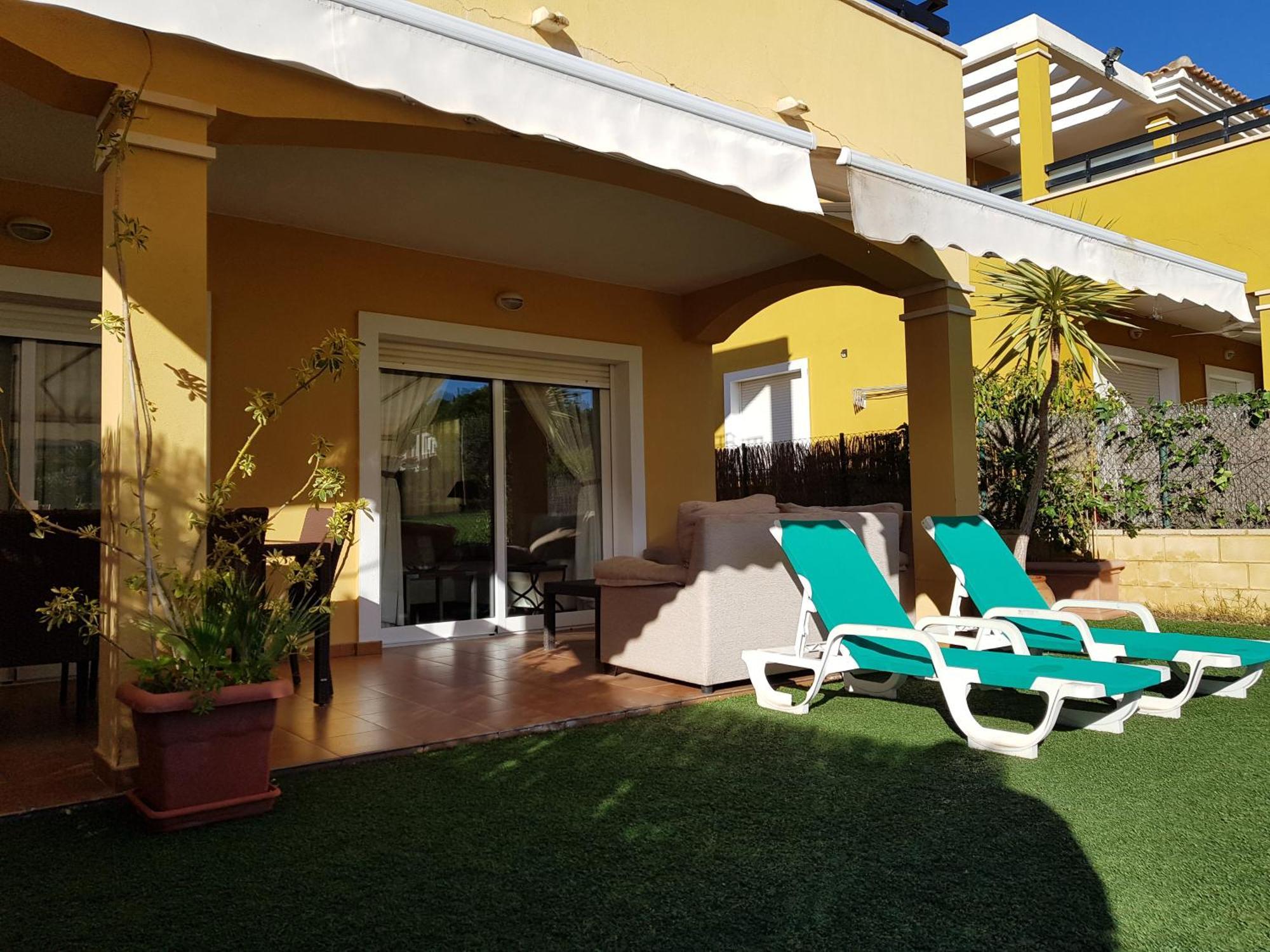 Chalet Bonalba Golf อาลิกันเต ภายนอก รูปภาพ