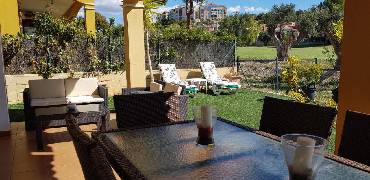 Chalet Bonalba Golf อาลิกันเต ภายนอก รูปภาพ